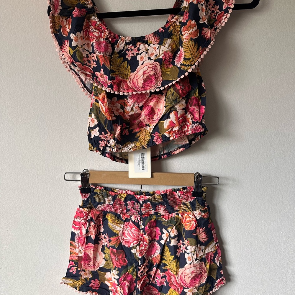 Joyfolie Mia Joy Jennylee Shorts Set in Floral Midnight Blue, NWT, Size 12
